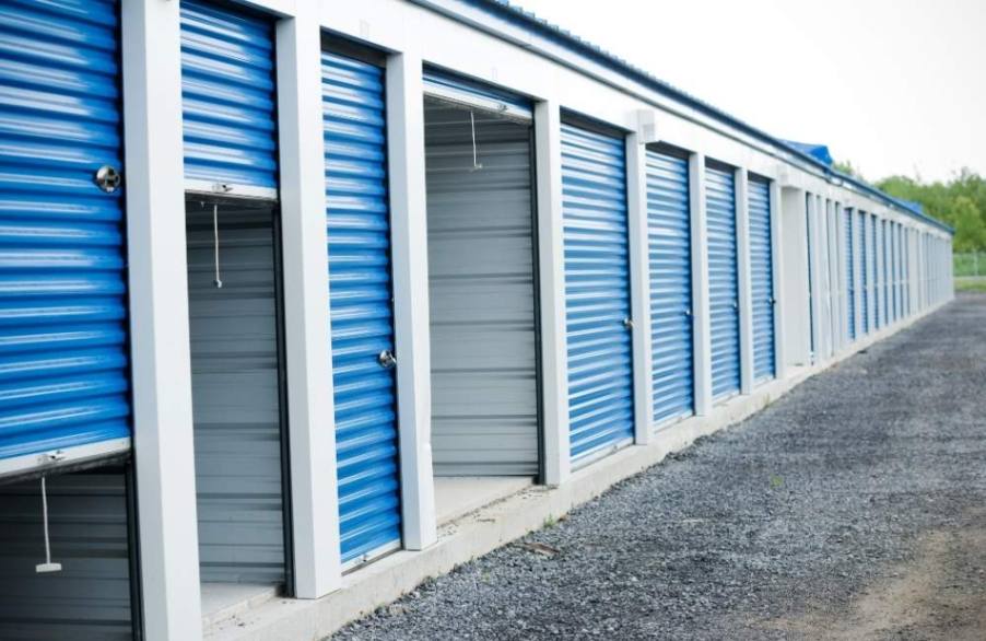 Full Service storage