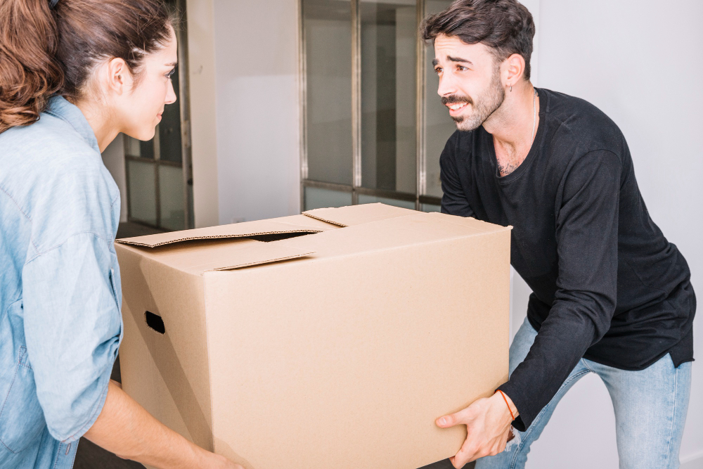 how to properly lift boxes